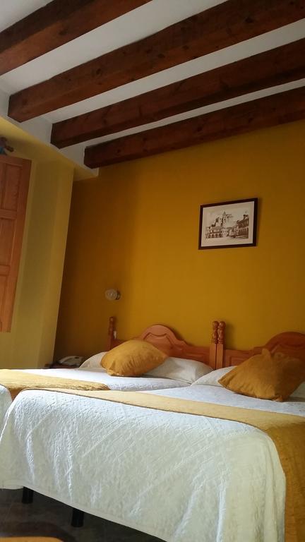 San Miguel Hotel Сеговия Екстериор снимка