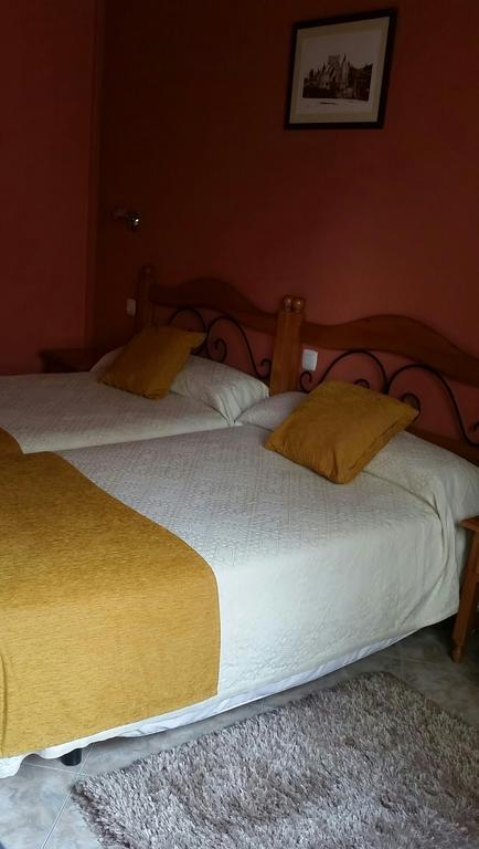 San Miguel Hotel Сеговия Екстериор снимка